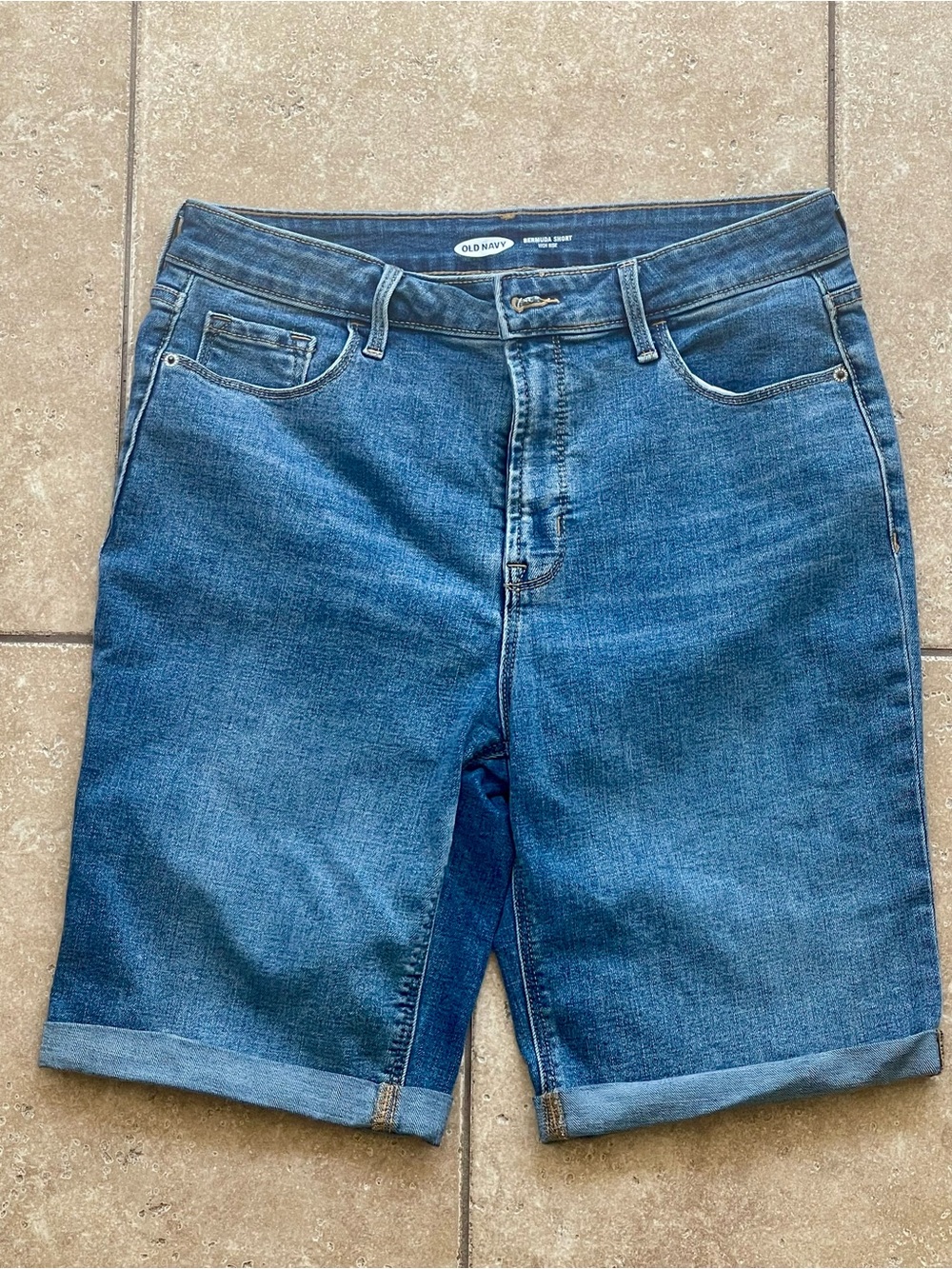 Old Navy Women’s Dark Blue Rolled-Hem Denim Shorts